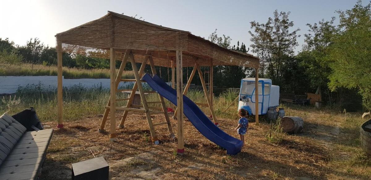 Pensiunea 4 Salcii Băltenii de Sus Kültér fotó